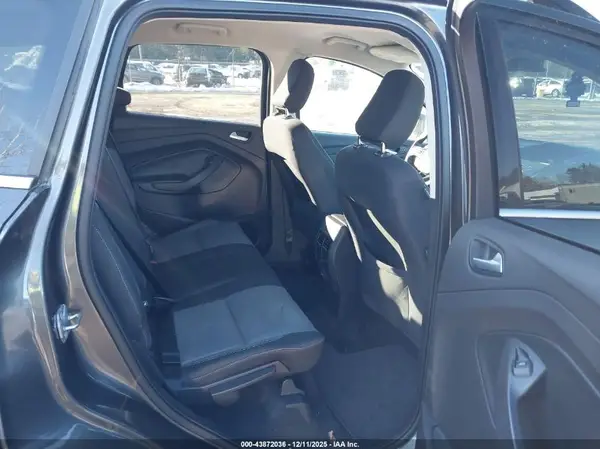 1FMCU9GD3JUD40019 2018 FORD ESCAPE - Image 8