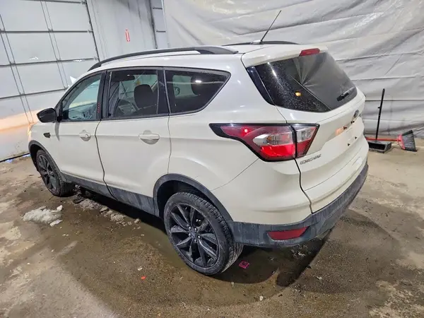 1FMCU9GD3JUD40117 2018 FORD ESCAPE - Image 2