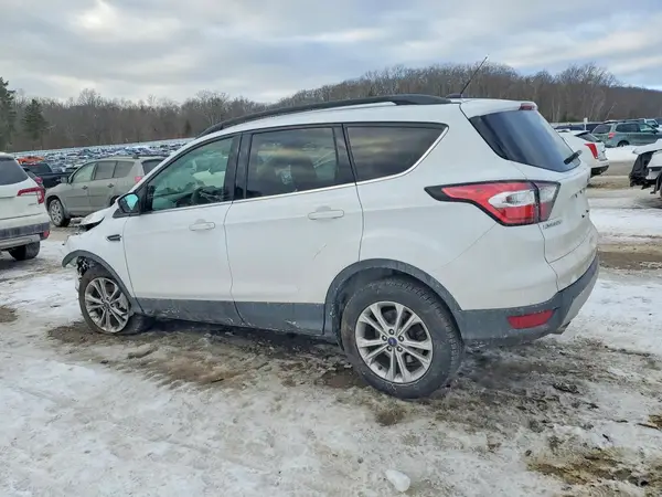 1FMCU9GD3JUD40456 2018 FORD ESCAPE - Image 2