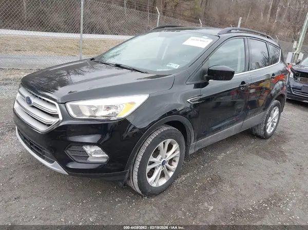 1FMCU9GD3JUD41185 2018 FORD ESCAPE - Image 2