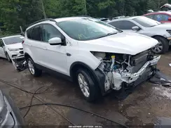 1FMCU9GD3JUD55250 2018 FORD ESCAPE