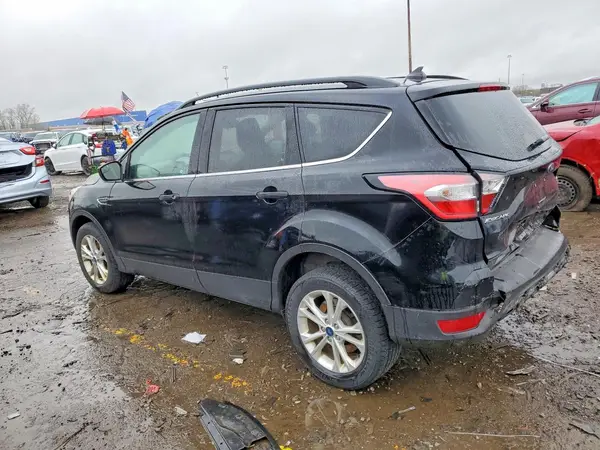 1FMCU9GD3JUD57399 2018 FORD ESCAPE - Image 2