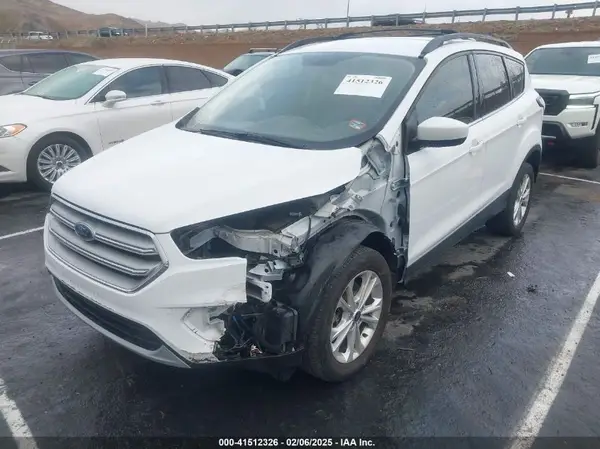 1FMCU9GD3JUD60156 2018 FORD ESCAPE - Image 2