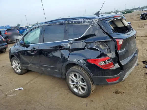 1FMCU9GD3KUA16179 2019 FORD ESCAPE - Image 2