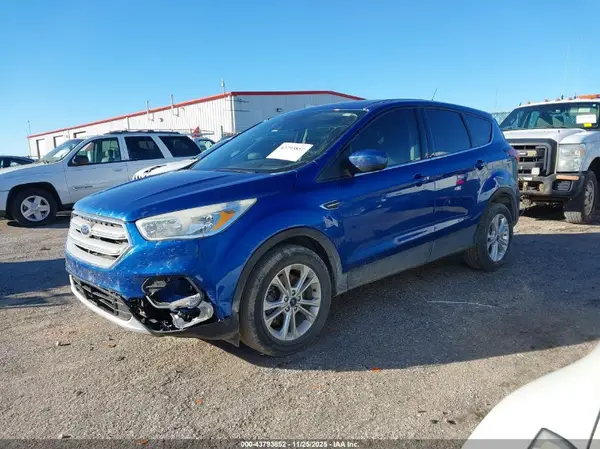 1FMCU9GD3KUA46928 2019 FORD ESCAPE - Image 2