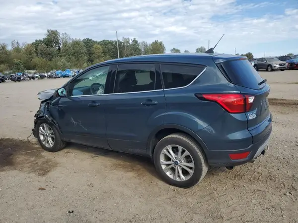 1FMCU9GD3KUA67150 2019 FORD ESCAPE - Image 2