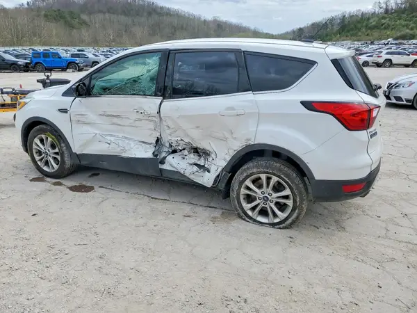 1FMCU9GD3KUA69450 2019 FORD ESCAPE - Image 2