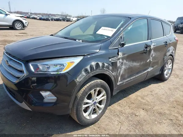 1FMCU9GD3KUA97099 2019 FORD ESCAPE - Image 2