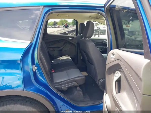 1FMCU9GD3KUA98088 2019 FORD ESCAPE - Image 8