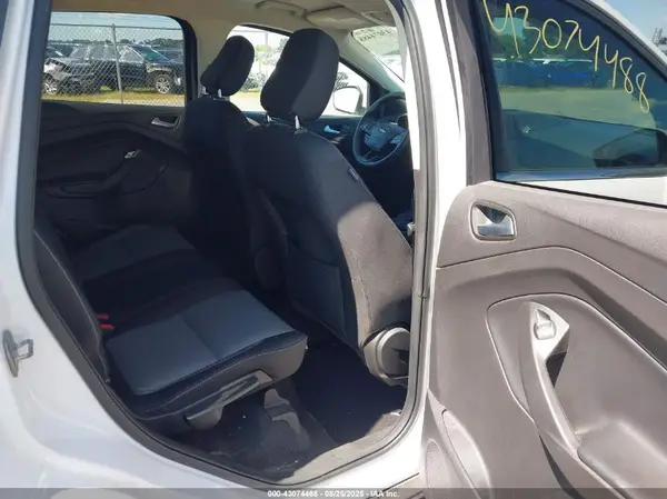 1FMCU9GD3KUB04410 2019 FORD ESCAPE - Image 8