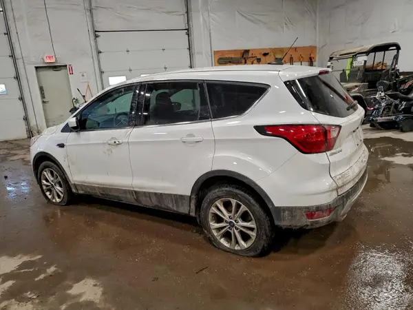 1FMCU9GD3KUB32210 2019 FORD ESCAPE - Image 2