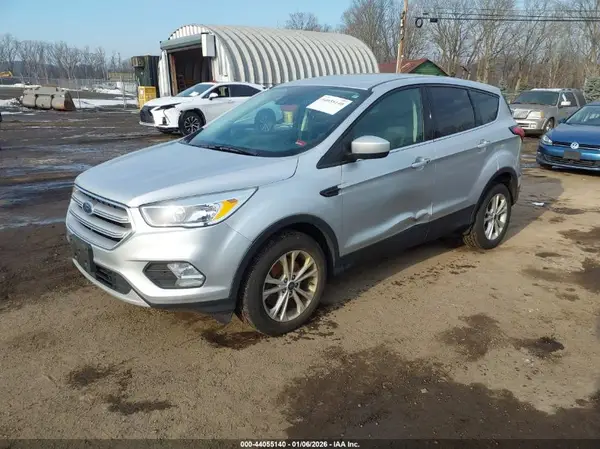 1FMCU9GD3KUB42607 2019 FORD ESCAPE - Image 2