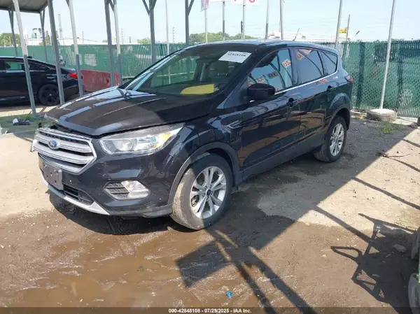 1FMCU9GD3KUB43174 2019 FORD ESCAPE - Image 2