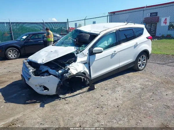 1FMCU9GD3KUB64185 2019 FORD ESCAPE - Image 2