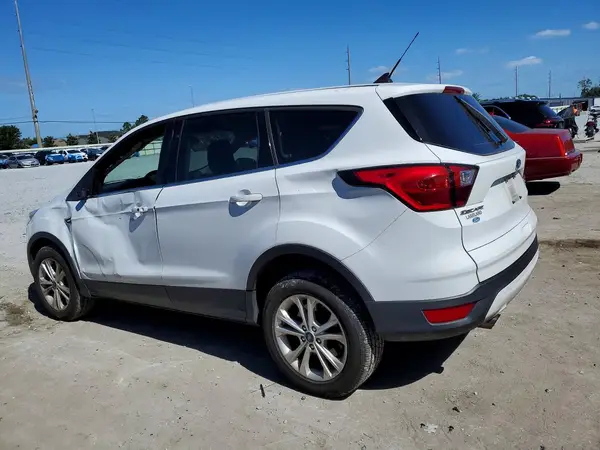 1FMCU9GD3KUB73646 2019 FORD ESCAPE - Image 2