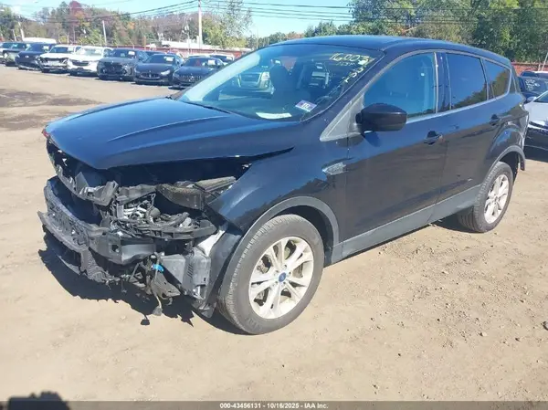 1FMCU9GD3KUB92360 2019 FORD ESCAPE - Image 2