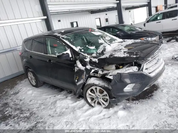 1FMCU9GD3KUC06466 2019 FORD ESCAPE - Image 1