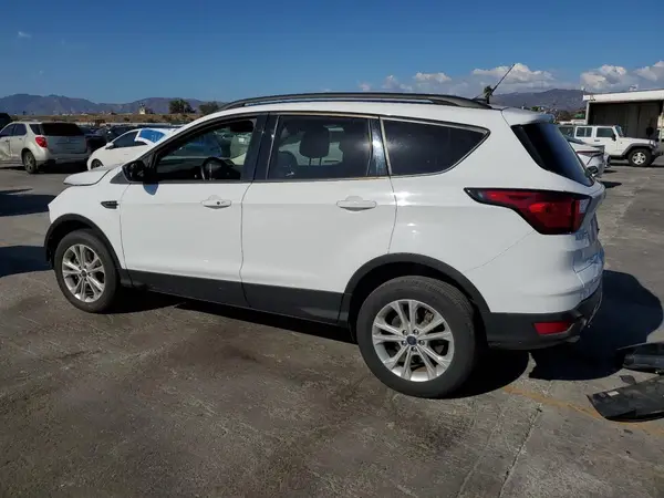 1FMCU9GD3KUC21646 2019 FORD ESCAPE - Image 2