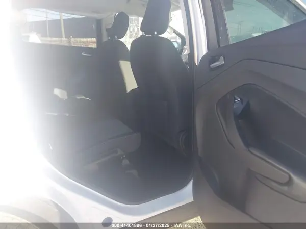 1FMCU9GD3KUC24904 2019 FORD ESCAPE - Image 8