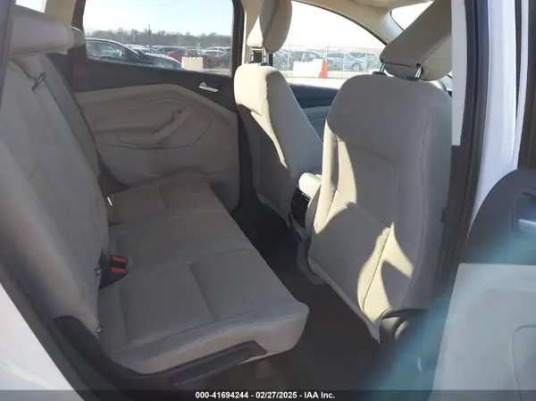 1FMCU9GD3KUC47731 2019 FORD ESCAPE - Image 8