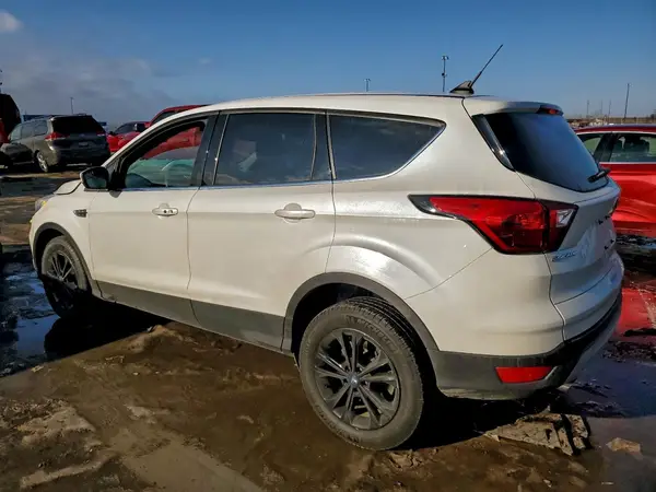 1FMCU9GD3KUC57644 2019 FORD ESCAPE - Image 2
