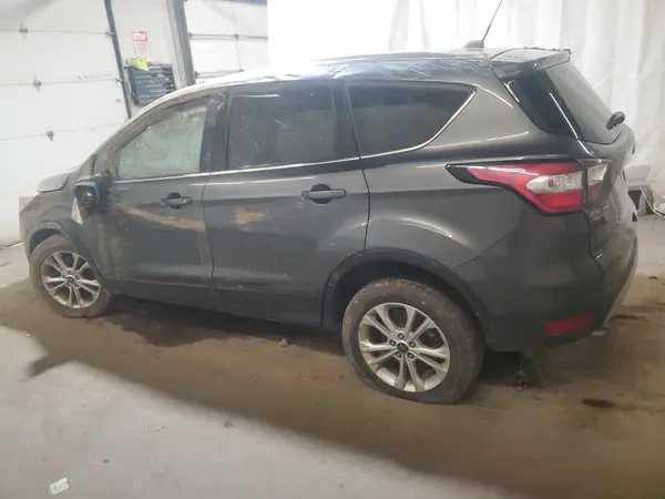 1FMCU9GD4HUA02199 2017 FORD ESCAPE - Image 2