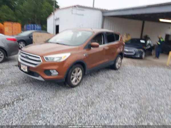 1FMCU9GD4HUA03269 2017 FORD ESCAPE - Image 2