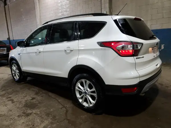 1FMCU9GD4HUA12697 2017 FORD ESCAPE - Image 2