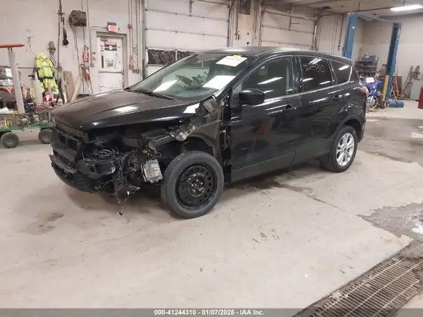 1FMCU9GD4HUA56439 2017 FORD ESCAPE - Image 2