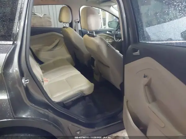 1FMCU9GD4HUA62614 2017 FORD ESCAPE - Image 8