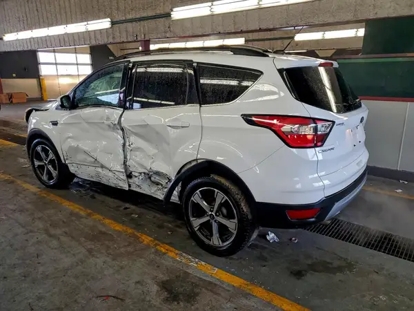 1FMCU9GD4HUA89375 2017 FORD ESCAPE - Image 2