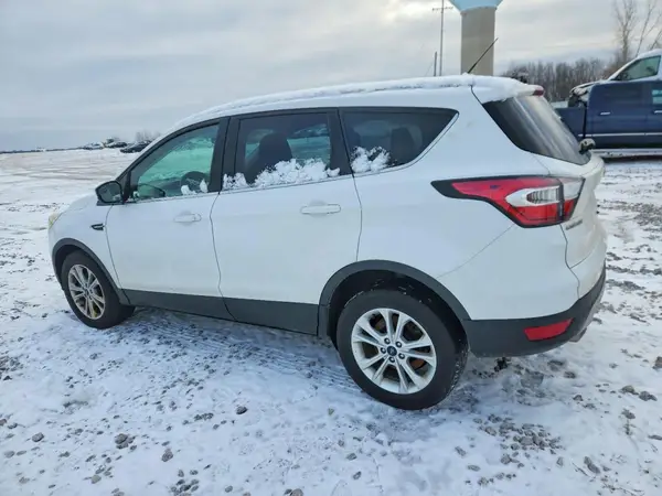 1FMCU9GD4HUA95841 2017 FORD ESCAPE - Image 2