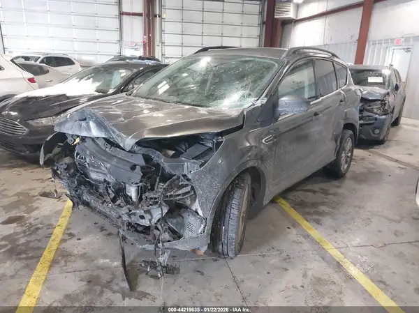 1FMCU9GD4HUB14856 2017 FORD ESCAPE - Image 2
