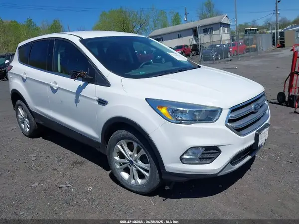 1FMCU9GD4HUB55262 2017 FORD ESCAPE - Image 1