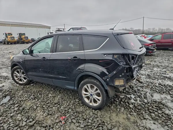 1FMCU9GD4HUB63992 2017 FORD ESCAPE - Image 2