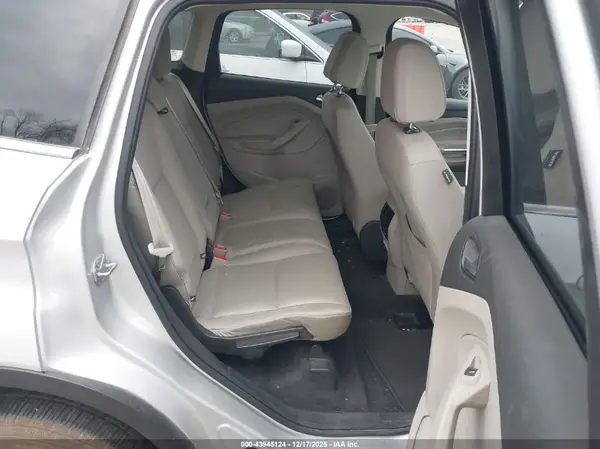 1FMCU9GD4HUC01396 2017 FORD ESCAPE - Image 8