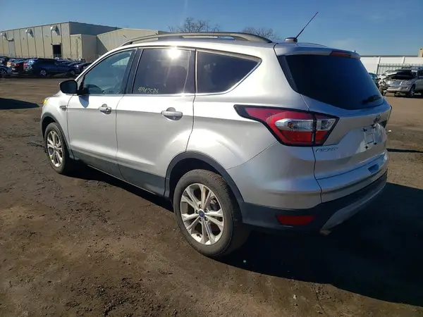 1FMCU9GD4HUC16285 2017 FORD ESCAPE - Image 2
