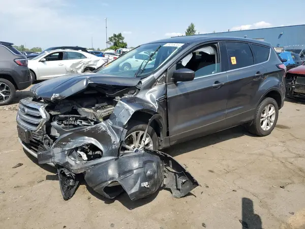 1FMCU9GD4HUC16870 2017 FORD ESCAPE - Image 1