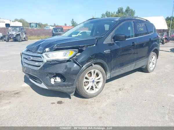 1FMCU9GD4HUC36150 2017 FORD ESCAPE - Image 2