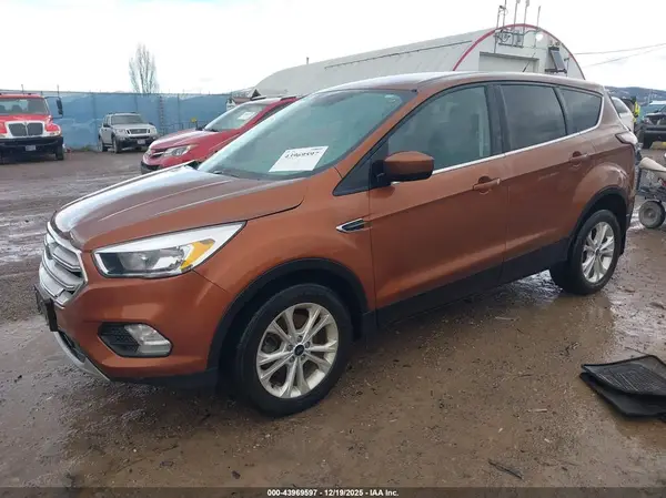 1FMCU9GD4HUC51974 2017 FORD ESCAPE - Image 2