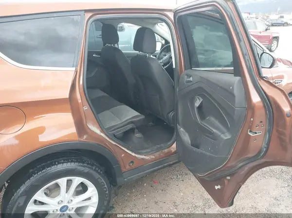 1FMCU9GD4HUC51974 2017 FORD ESCAPE - Image 8