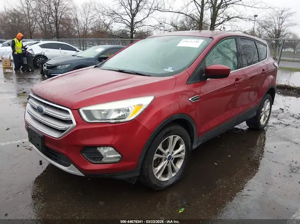 1FMCU9GD4HUD02082 2017 FORD ESCAPE - Image 2