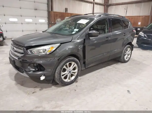 1FMCU9GD4HUD02695 2017 FORD ESCAPE - Image 2