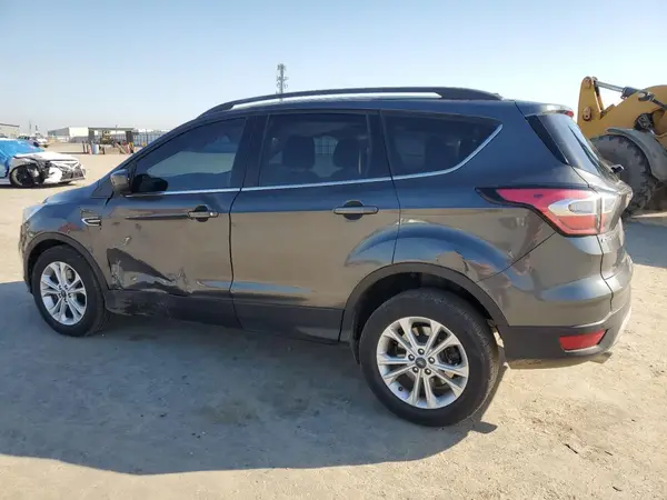 1FMCU9GD4HUD09582 2017 FORD ESCAPE - Image 2