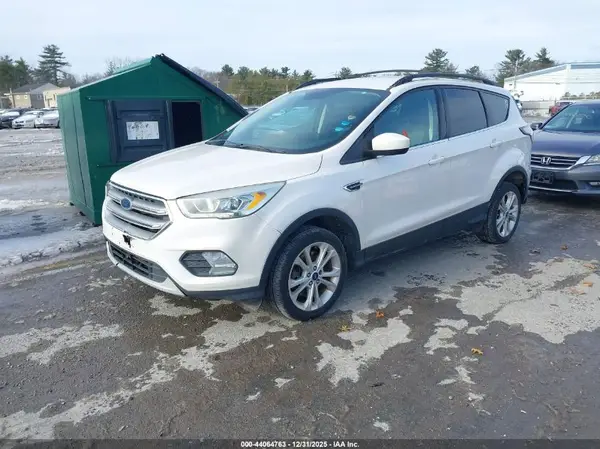 1FMCU9GD4HUD33039 2017 FORD ESCAPE - Image 2