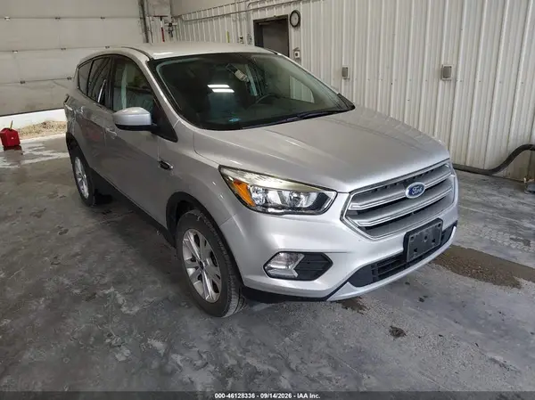1FMCU9GD4HUE50412 2017 FORD ESCAPE - Image 1
