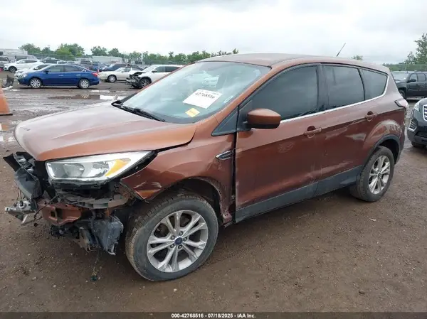 1FMCU9GD4HUE83877 2017 FORD ESCAPE - Image 2