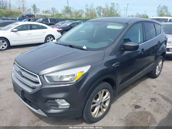 1FMCU9GD4HUF03724 2017 FORD ESCAPE - Image 2