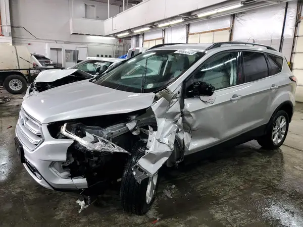 1FMCU9GD4HUF07904 2017 FORD ESCAPE - Image 1