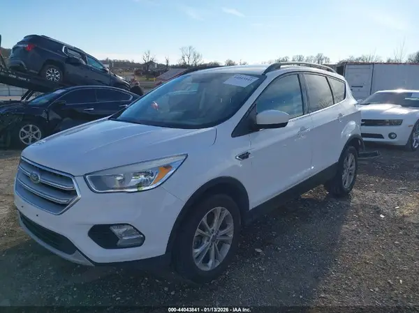 1FMCU9GD4JUA11734 2018 FORD ESCAPE - Image 2